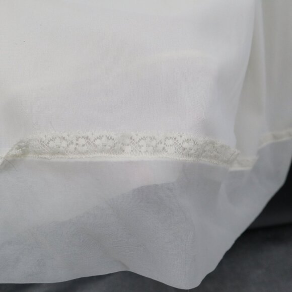 Gilbreath Nylon Nightgown Womens 32 White Coquette Dainty Romantic Vintage 60s - Picture 8 of 16